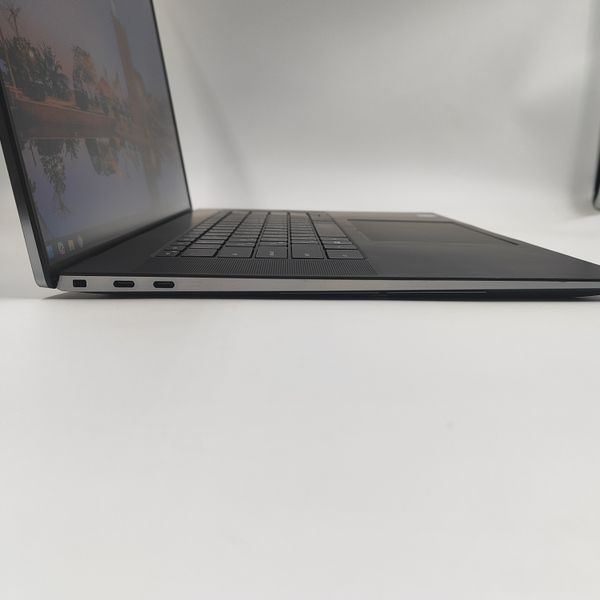 Ноутбук Dell Precision 5760 (17,3" IPS FHD/i7-11850H/32Gb/512Gb/RTX A3000-6Gb) Б/У 04172 фото