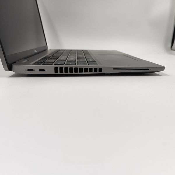 Ноутбук Dell Latitude 5520 (15,6''IPS FHD/i7-1185G7/16Gb/512Gb) Б/В 04189 фото