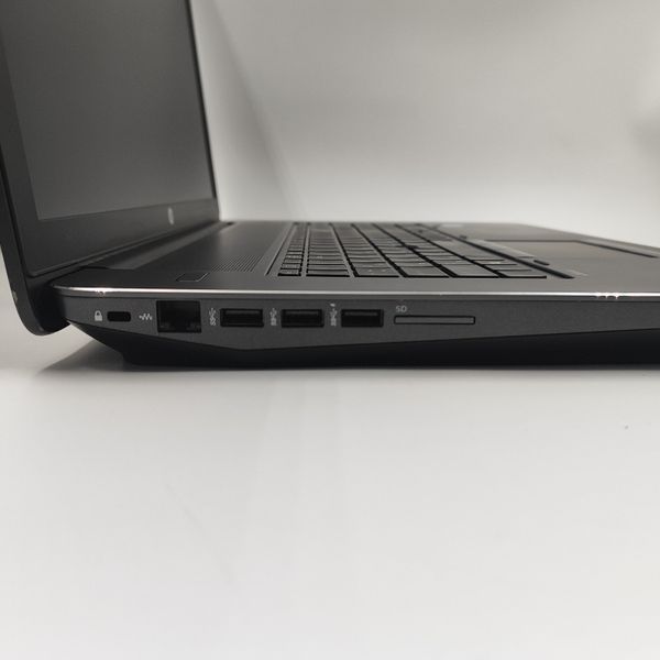Ноутбук HP Zbook 17 G4 (17,3"IPS FHD/i7-7820HQ/16Gb/512Gb/Quadro P4000-8Gb) Б/В 04121 фото