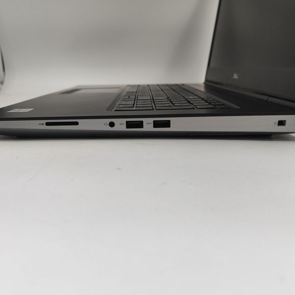 Ноутбук Dell Precision 7750 (17.3" IPS FHD/i9-10885H/32GB/1TB/RTX4000-8GB) Б/У 04052 фото