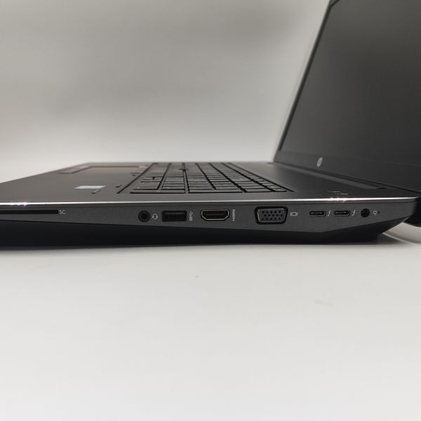Ноутбук HP Zbook 17 G4 (17,3" TN HD/i7-7820HQ/16Gb/256Gb+1000Gb/Quadro P5000-16Gb) Б/В 04120 фото