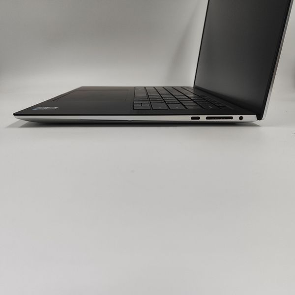 Ноутбук Dell XPS 15 9530 (15,6"IPS FHD/i9-13900H/32Gb/1Tb+2Tb/RTX 4070-8Gb) Б/В 04124 фото