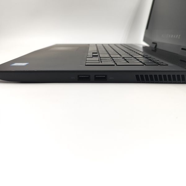 Ноутбук Dell Alienware m17 (15,6" IPS FHD/i7-9750H/16Gb/480Gb/GTX 1660Ti-6Gb) Б/В 03500 фото