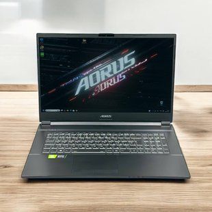 Ноутбук Gigabyte Aorus 7KB-7US11300SH Б/В 03728 фото