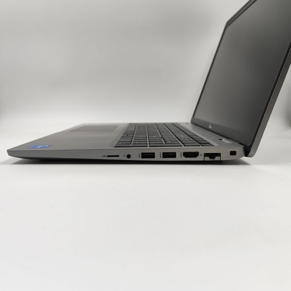 Ноутбук Dell Latitude 5520 (15,6''IPS FHD/i5-1135G7/16Gb/256Gb) Б/У 04090 фото