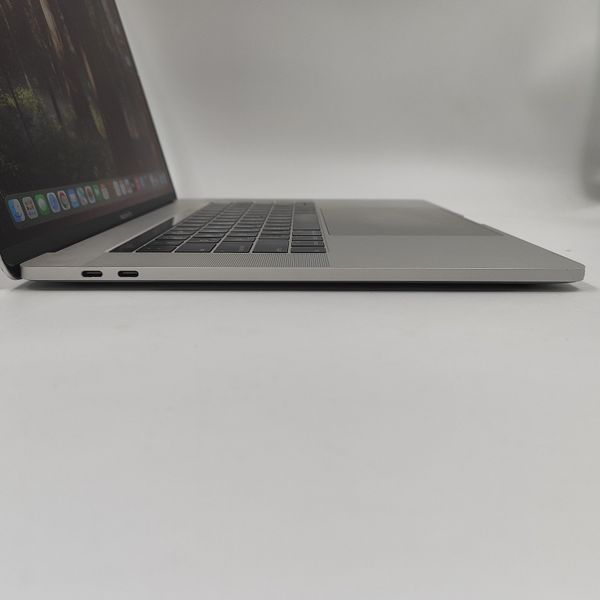 Ноутбук MacBook Pro 15 A1990 2018 Б/В 03943 фото