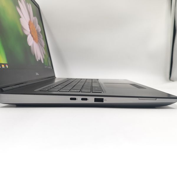 Ноутбук Dell Precision 7750 (17,3"IPS 4k/i7-10850H/32Gb/1Tb/RTX 5000-16Gb) Б/В 04103 фото
